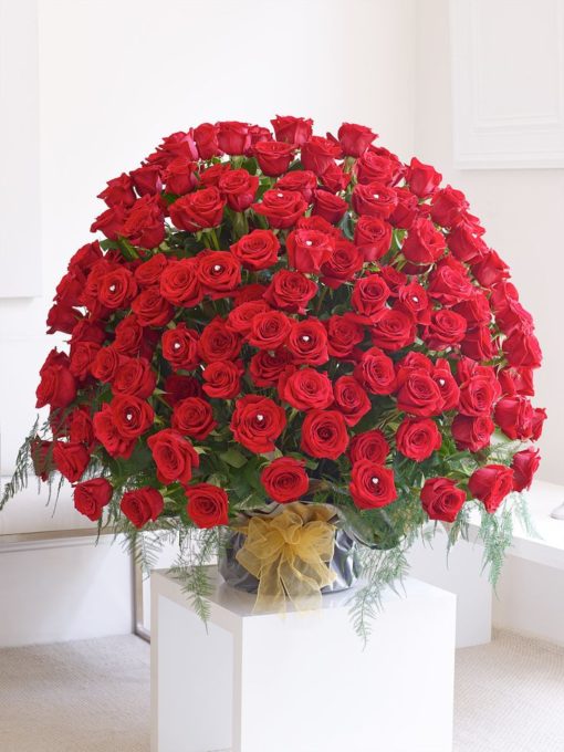 100 Premium Long Stem Red Roses 163009