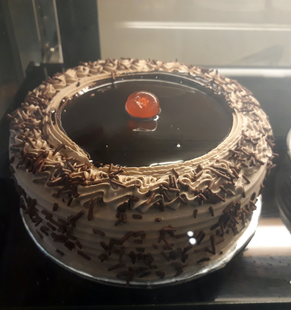 Chocolate Cake 2 Pounds - SendFlowers.pk
