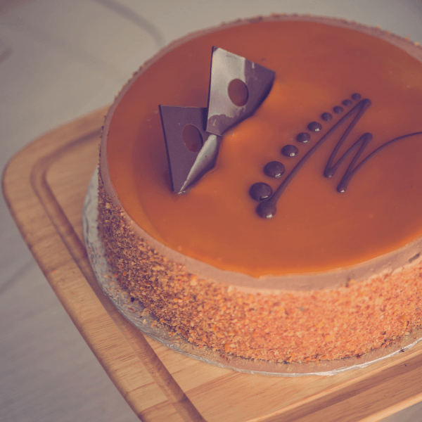 DOLCE DE LECHE CAKE 2LBS - SendFlowers.pk