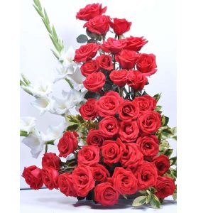 Glorious Rose Arrangement -SendFlowers.PK