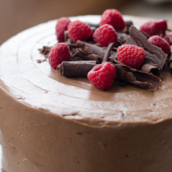 NUTELLA CHOCOLATE PREMIUM CAKE 2LBS - SendFlowers.pk
