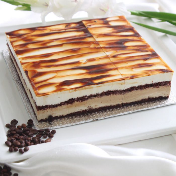 Send Cakes to Karachi Online Cakes Delivery Karachi SendFlowers.pk