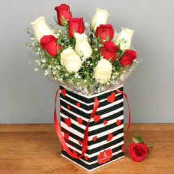 Love Flame - SendFlowers.pk