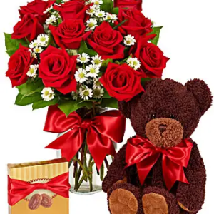 Luxury One Dozen Red Roses Bundle - SendFlowers.pk
