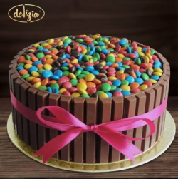 Special MM Cake 3LBS - SendFlowers.pk