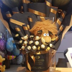 Valentine Chocolate Delivery - SendFlowers.pk