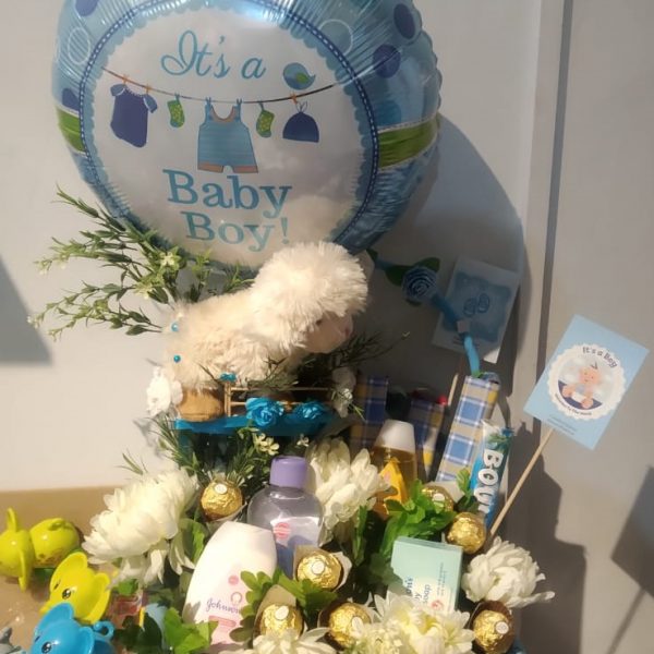 newborn baby gifts & baskets delivery in Pakistan_SendFlowers.pk