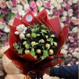 Chocolate Bouquet in Pakistan - SendFlowers.pk