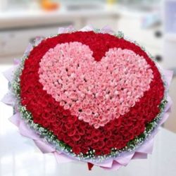 Send Heart Shape Bouquet - SendFlowers.Pk