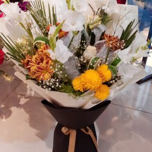 Best Florist in Lahore - SendFlowers.pk