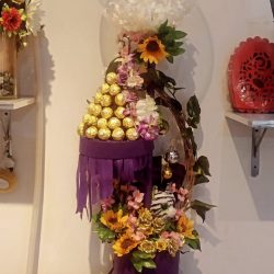 Send Chocolates to Lahore - SendFlowers.pk