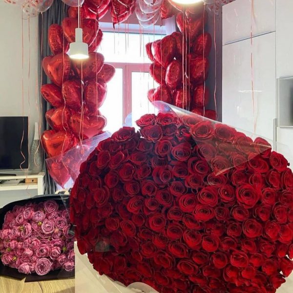 Imported 300 Roses Bouquet
