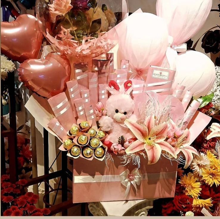 Pink Shades of Love - Mother;s day gift delivery & chocolate box