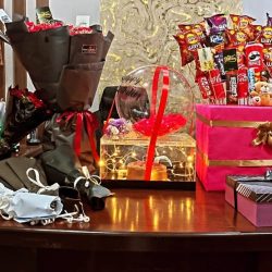 House of Flowers with Chocolates