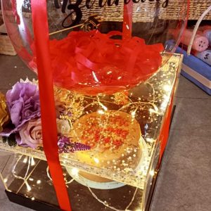 Aicralic cake box delivery in lahore - SendFlowers.pk