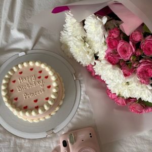 Best Birthday Gift - Sendflowers.pk