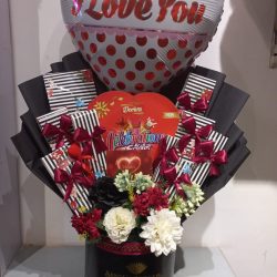 Send Valentine’s Day Flowers Islamabad - SendFlowers.pk