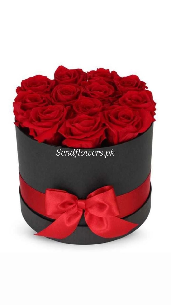 Valentine Flowers Delivery Karachi from Canada - SendFlowers.pk