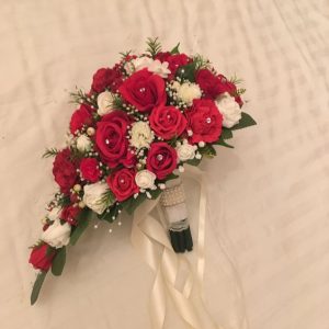 bridal shower bouquet for wedding - Sendflowers.pk