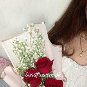 Valentine Flowers - Sendflowers.pk