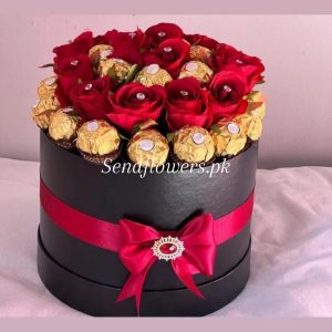 Valentine Flower & Chocolate Deals Online - SendFlowers.pk