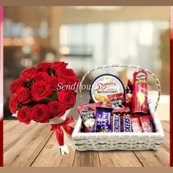 Valentine's Day Gifts Pakistan - SendFlowers.pk