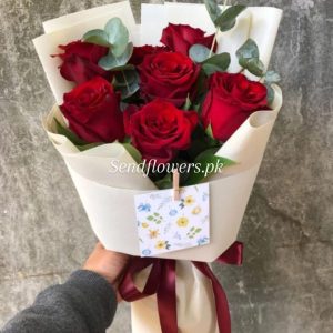 Best Valentine Flowers Delivery to Pakistan - SendFlowers.pk