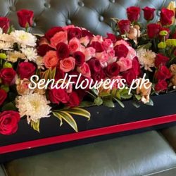 Valentine's Day Flowers Lahore - SendFlowers.pk