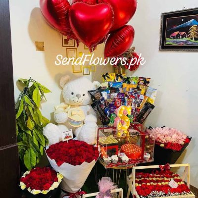 Valentine's Day Flowers Deals Lahore - SendFlowers.pk