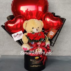 Anniversary Gifts Delivery Lahore - SendFlowers.pk
