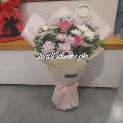 Mom's Day Flowers Delivery Faisalabad - SendFlowers.pk