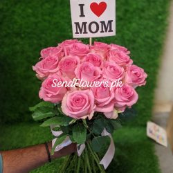 Mother's Day Roses Delivery Pakistan - SendFlowers.pk