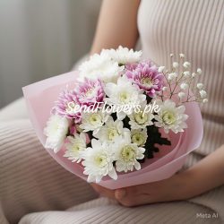 Flowers Bouquet for Mother's Day Pakistan - SendFlowers.pk