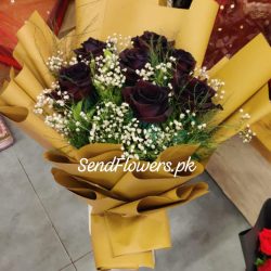 Black Roses Bouquet Delivery Lahore - SendFlowers.pk