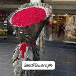 Send Valentine Flowers to Lahore - SendFlowers.pk