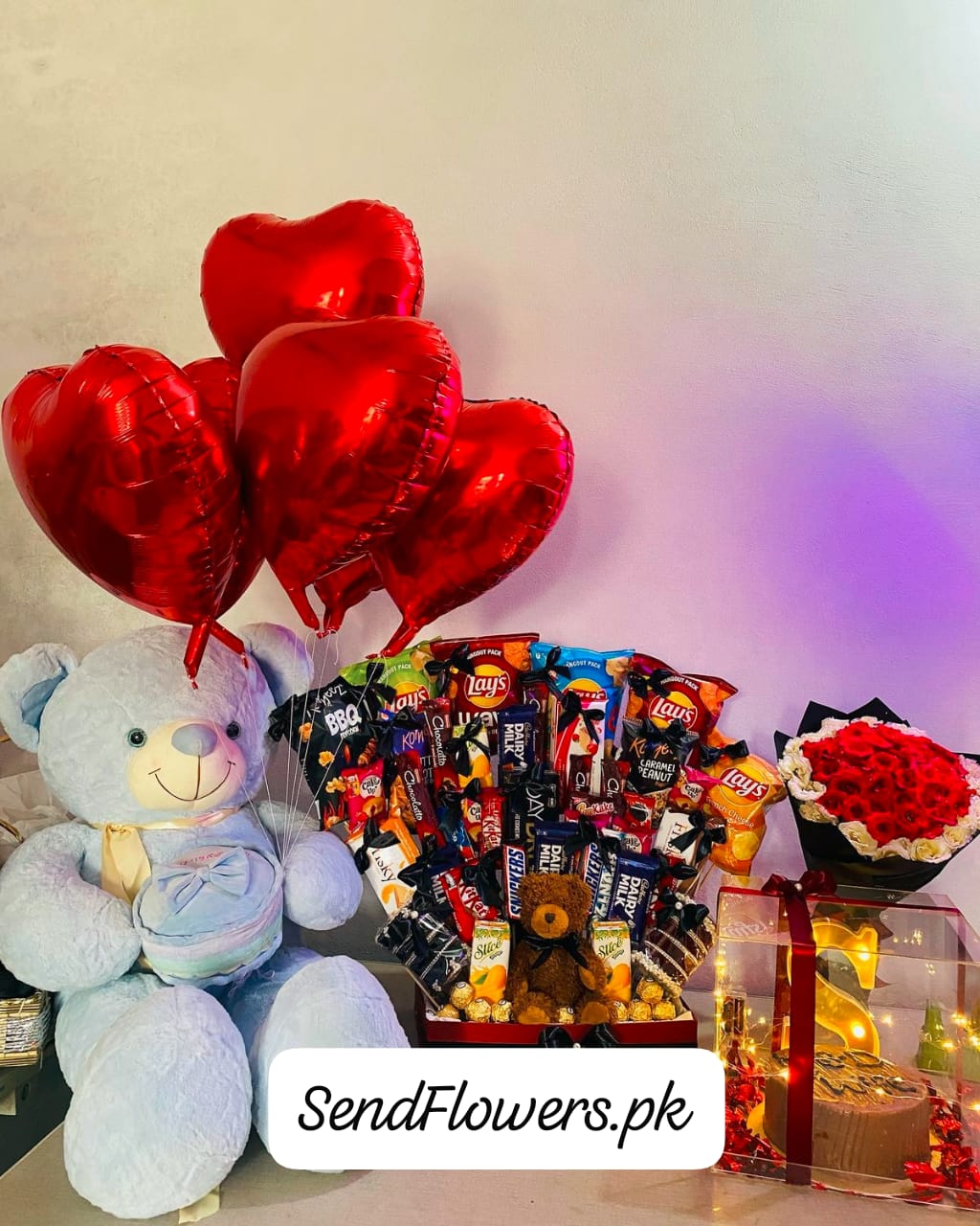 Valentine's Day Gifts Valentine's Day Gifts Ideas Lahore - SendFlowers.pk