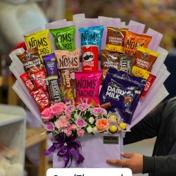 Flowers and Snacks Delivery Lahore - SendFlowers.pk