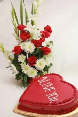 Flowers Basket With Cake- SendFlowers.PK