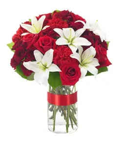 Vivid Bouquet - SendFlowers.pk