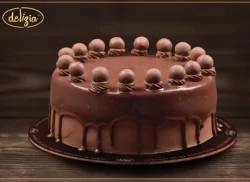 Maltesers Cake 2.5LBS - SendFlowers.pk