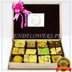 Golden Sweetness Box - SendFlowers.pk