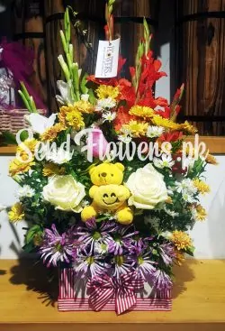 flower box delivery in Lahore