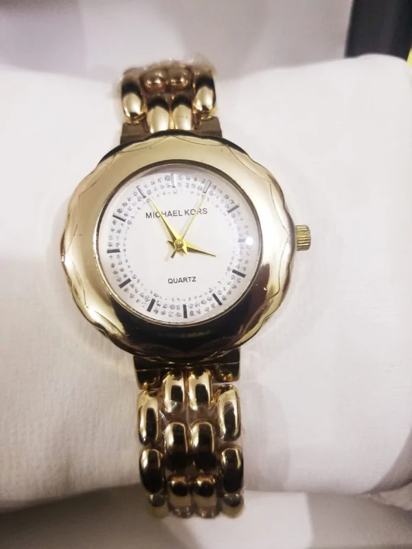 Delivery of Watch for Your Love on Eid in Pakistan