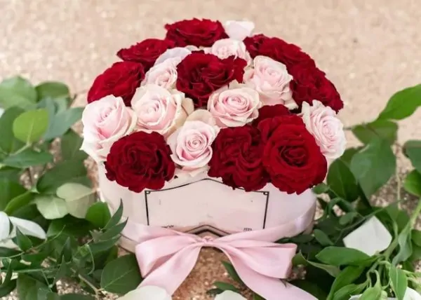 Flowers for Mothers Day - SendFlowers.pk