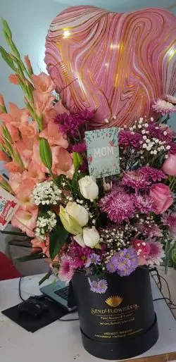 online mother's day flowers delivery in Lahore, Islamabad & Karachi