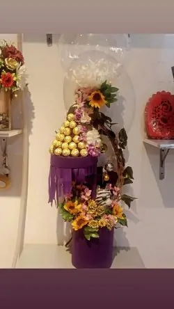 Send Chocolates to Lahore - SendFlowers.pk