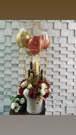 Send Flowers to Lahore - SendFlowers.pk