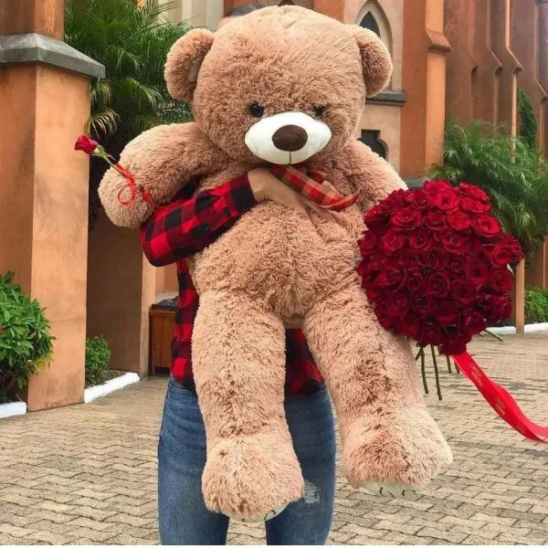 1 Year Flower and chocolate deal