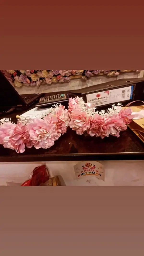 Premium Pink Artificial Gajra