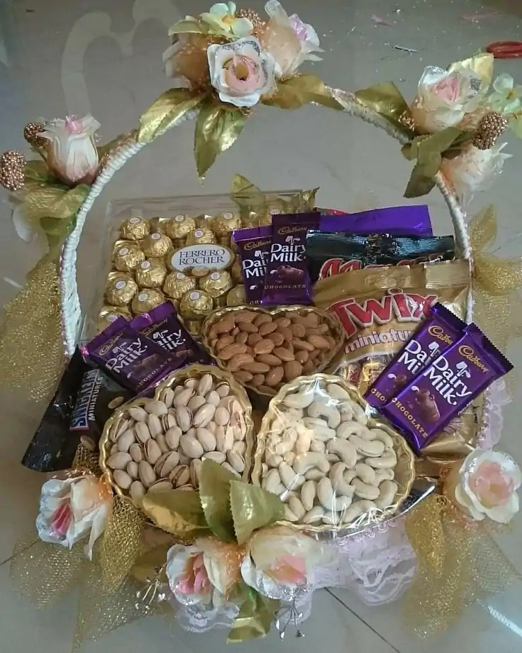 Mother Love Dry Fruit Basket